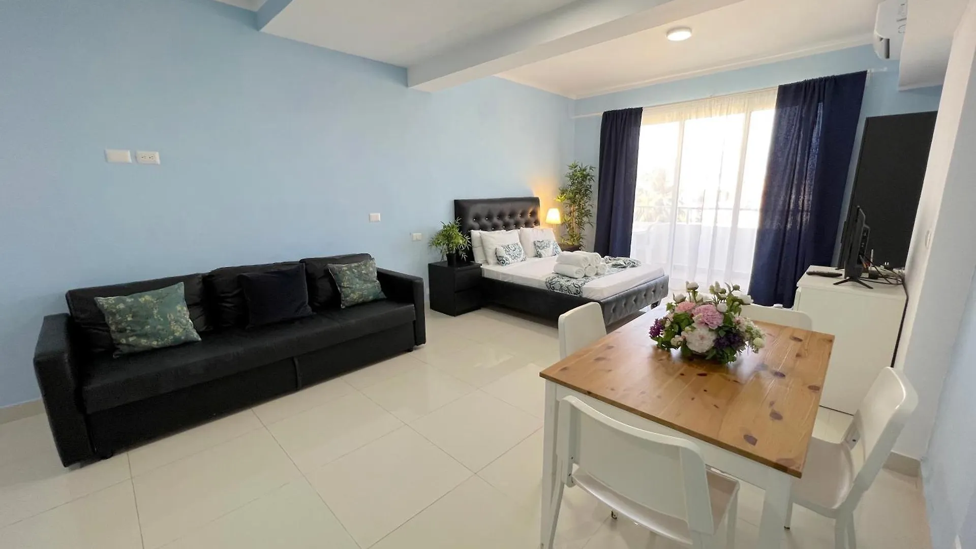 Vacation Suites With Rooftop Pool, Beach Club, Spa, Restaurants - Playa Los Corales Punta Cana Hotel