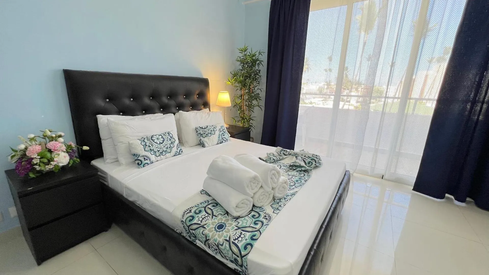Vacation Suites With Rooftop Pool, Beach Club, Spa, Restaurants - Playa Los Corales Punta Cana Hotel